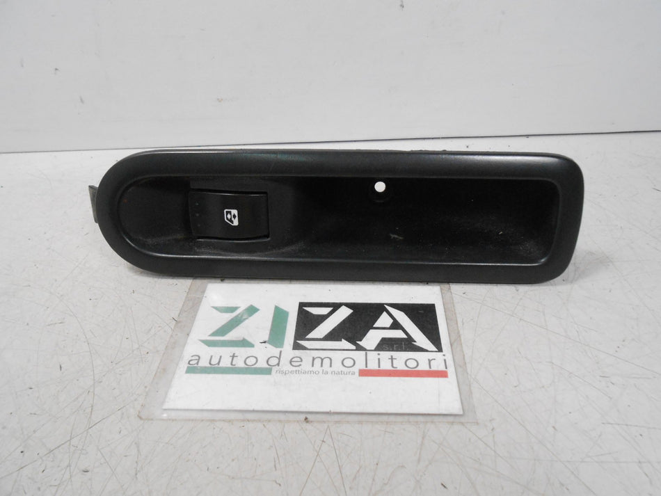 Pulsantiera Alzacristalli Posteriore Renault Scenic II 2004 156013870