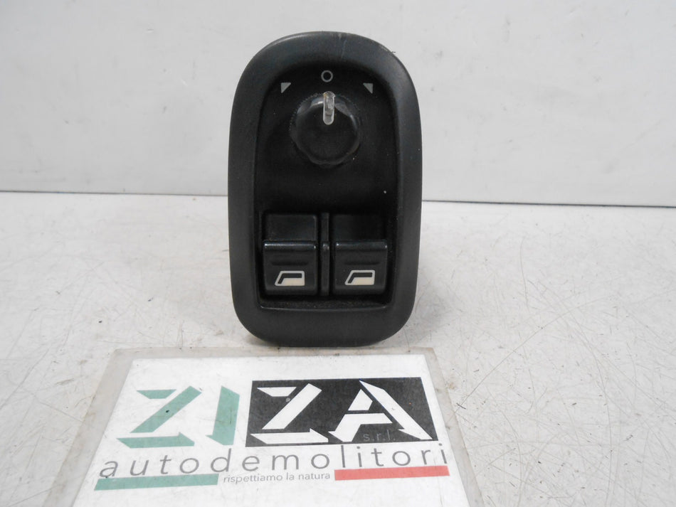 Pulsantiera Alzacristalli Centrale Peugeot 206 1999 11530