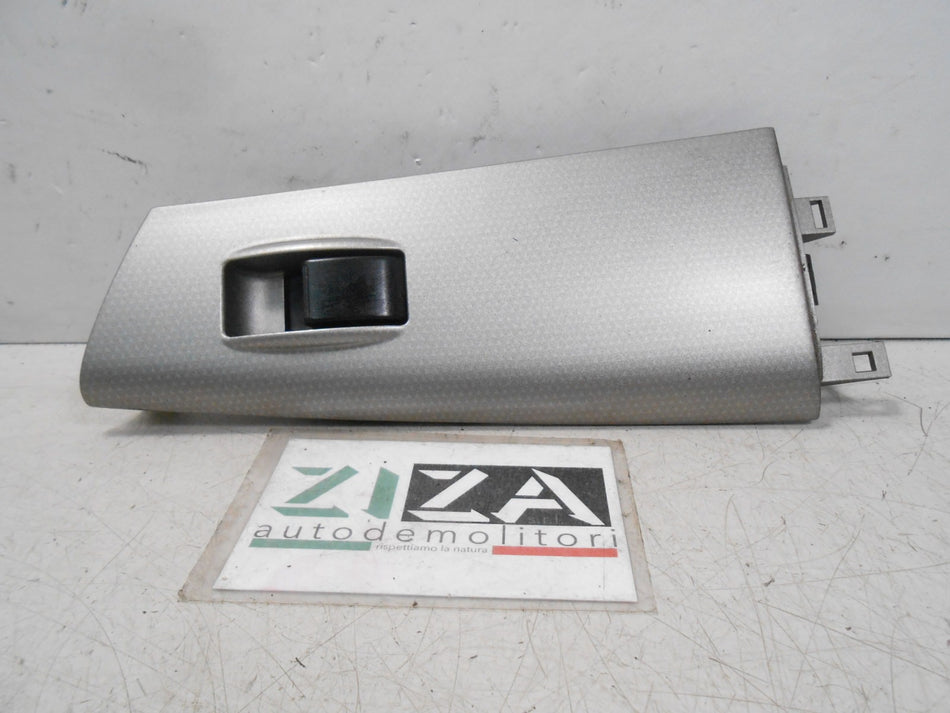 Pulsante Alzacristalli Anteriore Destro Toyota Corolla E120 2002 74231-02280 84810-02041