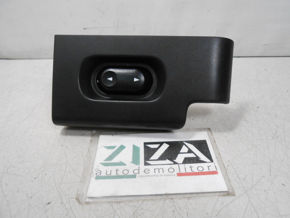 Pulsantiera Alzacristalli Posteriore Sinistra Land Rover Freelander I 2005 M24445