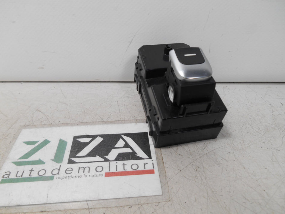 Pulsante Alzacristalli Posteriore Destro Kia Sportage QL 2018 93590-D9100