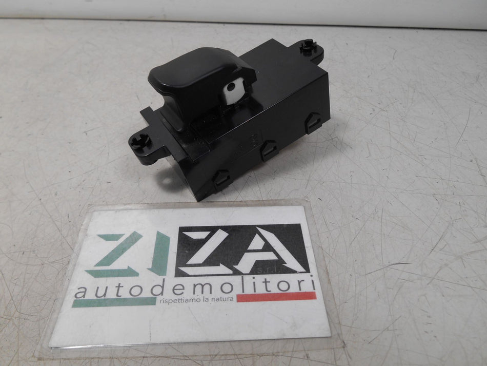 Pulsante Alzacristalli Posteriore Destro Kia Soul II PS 2015 93580-B2500