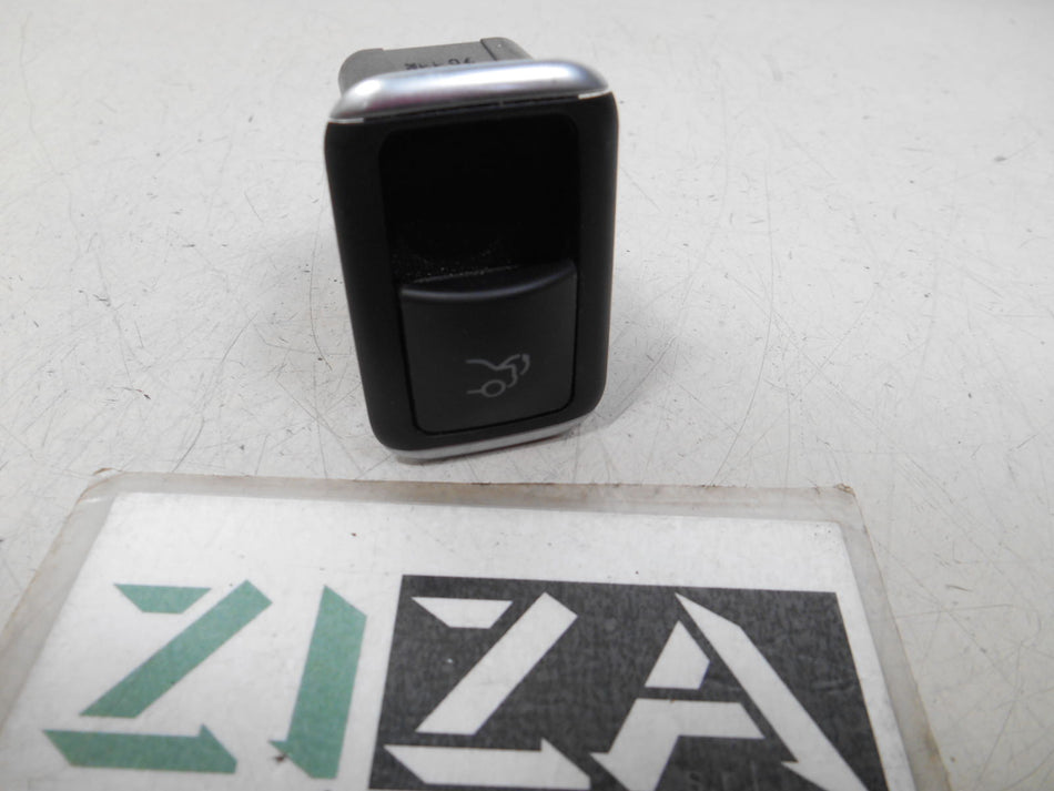 Pulsante Portellone Posteriore Mercedes W117 CLA 2017 A2129059200