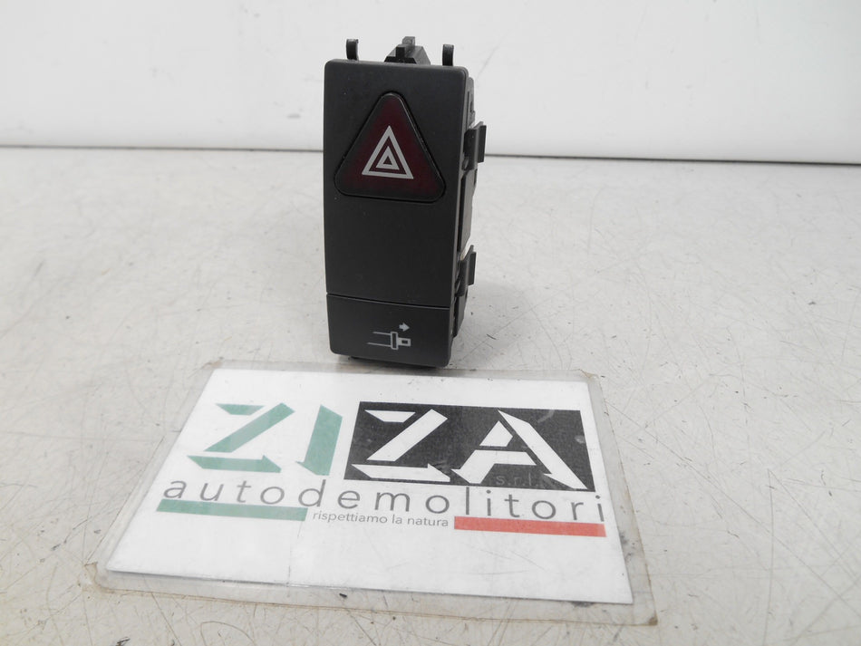 Pulsante 4 Frecce Emergenza Porgicintura Mercedes W207 A207 2011 2079053400