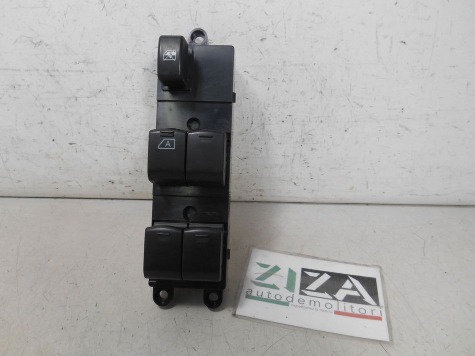 Pulsantiera Alzacristalli Anteriore Sinistra Nissan Qashqai J10 +2 2009 1501311080 1501312060