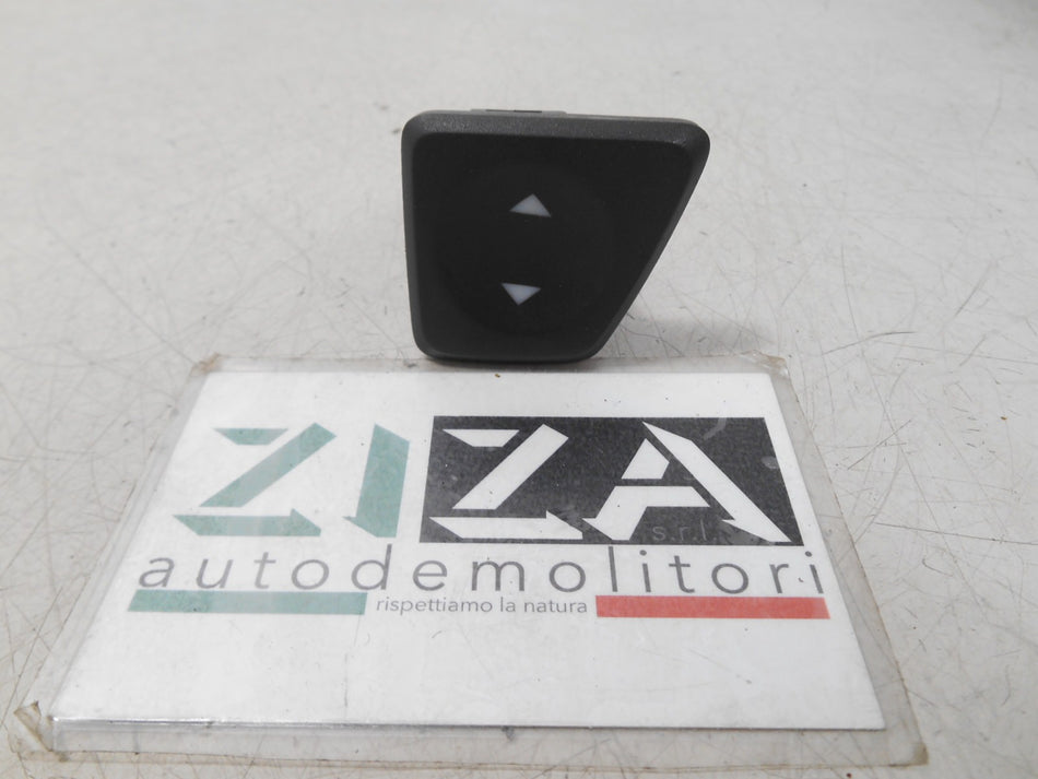 Pulsante Alzacristalli Anteriore Destro Fiat 500 312 2010 28767 E30500