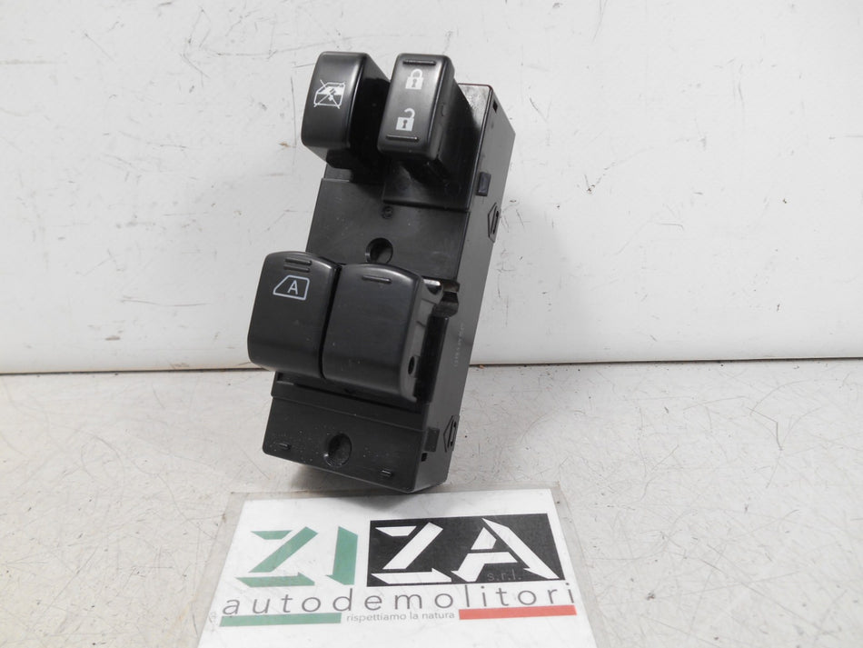 Pulsantiera Alzacristalli Anteriore Sinistra Nissan Micra K13 2016