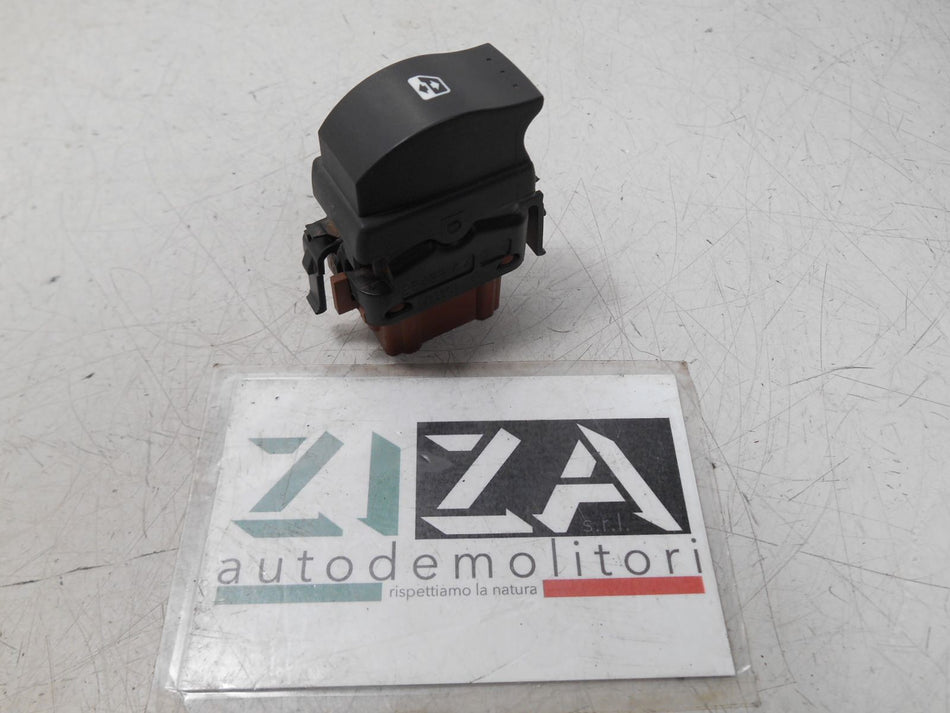 Pulsante Alzacristalli Opel Vivaro A 2009 057321B 8200057321B