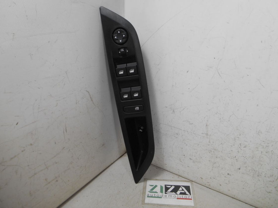Pulsantiera Alzacristalli Anteriore Sinistra Peugeot 208 II 2025 96788281ZD-04 9823233480