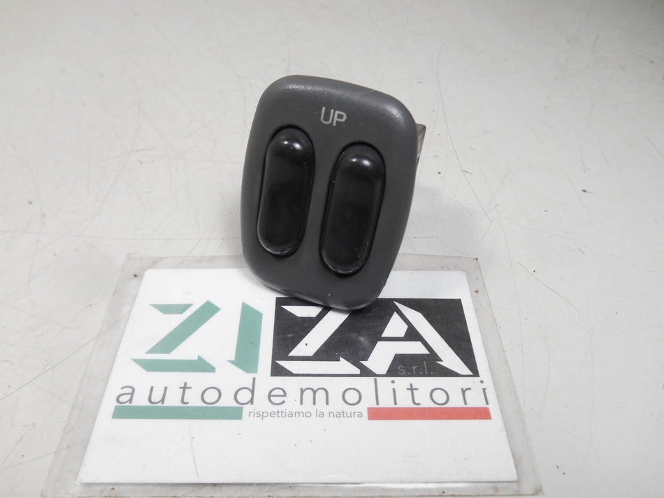 Pulsantiera Alzacristalli Sinistra Hyundai Atos 1999 93570-02000