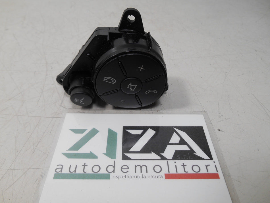 Comandi al Volante Lato Destro Mercedes W212 E220 2012 A2048210051