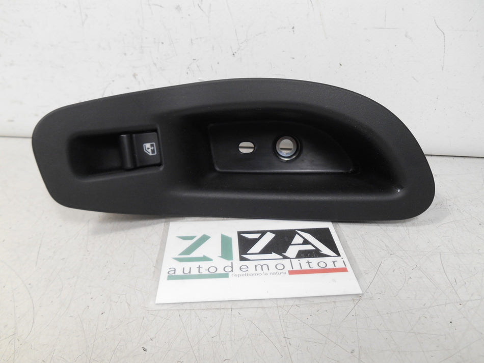 Pulsantiera Alzacristalli Posteriore Sinistra Fiat 500X 334 2015