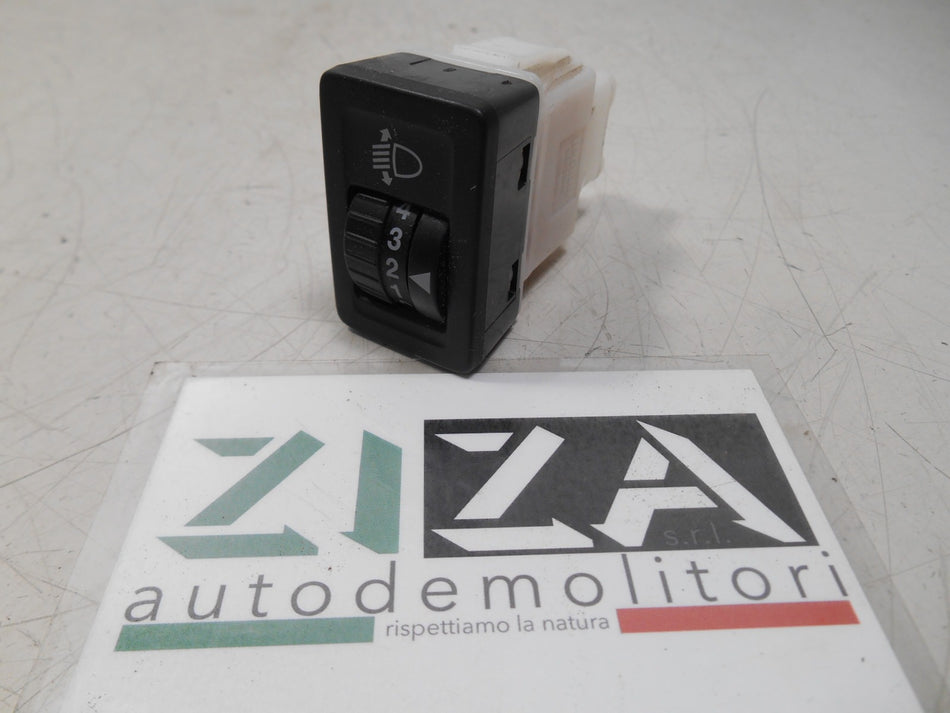 Interruttore Regolazione Fari Suzuki Splash 2007 73831-51K1