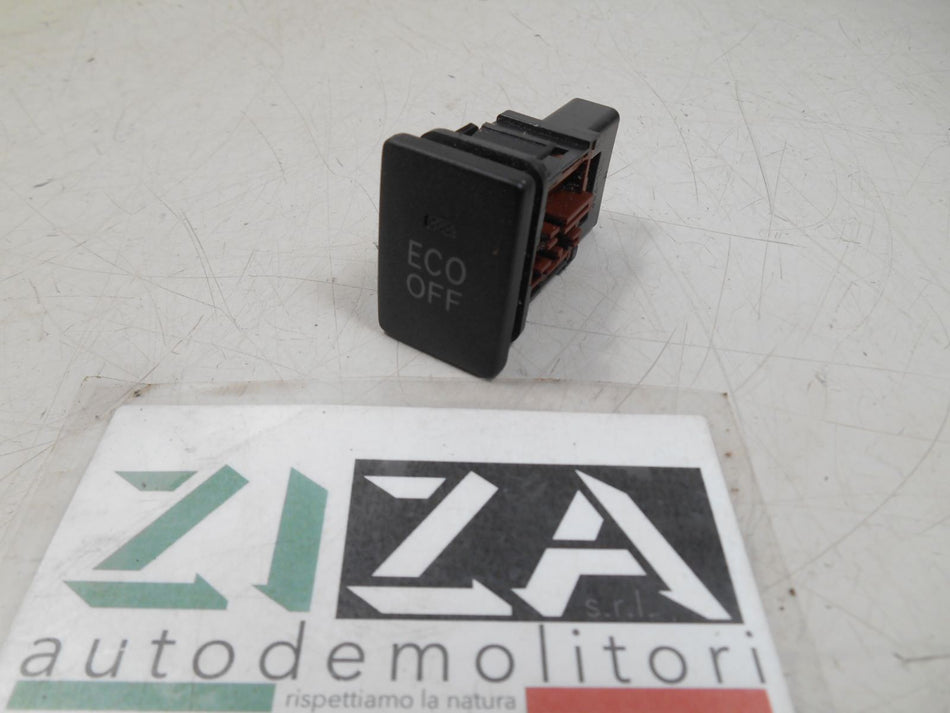 Pulsante ECO OFF Toyota Yaris XP9F 2011 352-1U01