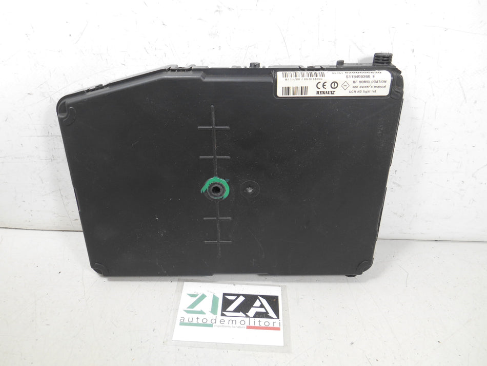 Body Computer Renault Scenic II 1.5 78kw K9KP7 2006 8200606830 S118400260F