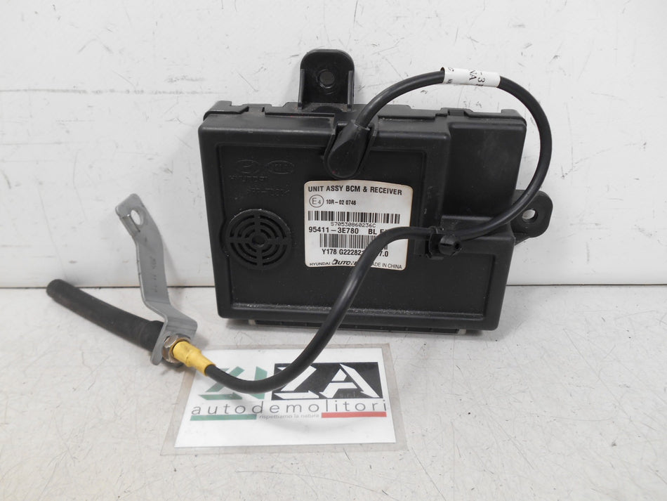 Centralina BCM + Antenna Kia Sorento 2.5 170cv D4CB 2007 95411-3E780 95790-3E920