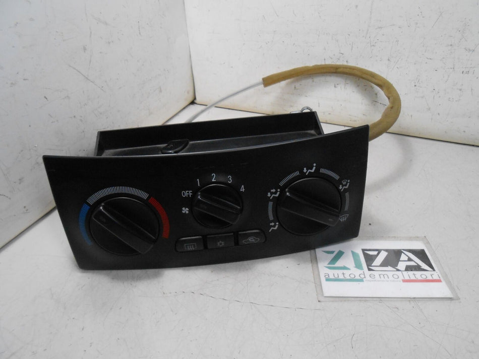 Centralina Comando Aria Clima A/C Mitsubishi Space Star 2005 MN140637