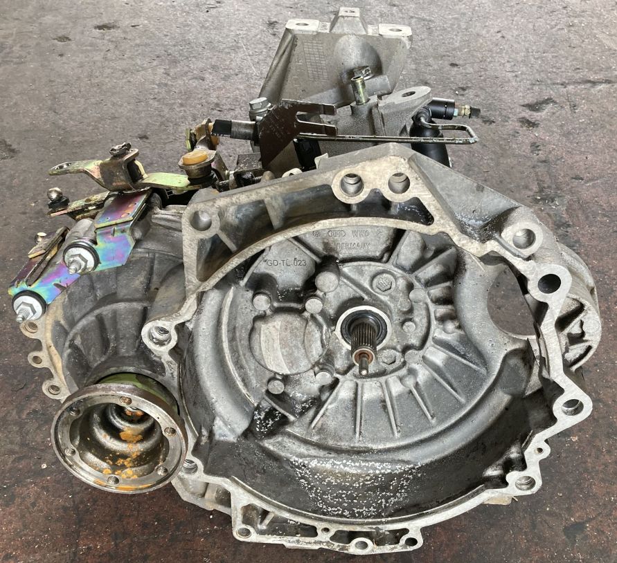Cambio Manuale 5 Marce VW Golf IV 1.4 55kW 75Cv AXP 2002 DUW