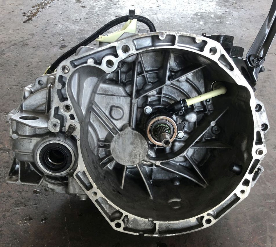 Cambio Manuale 6 Marce Renault Megane III 1.9 96kW 130Cv F9Q N8 2010 ND4001