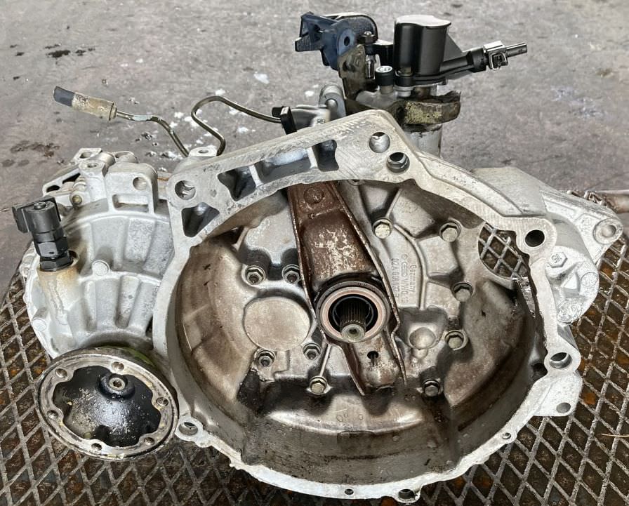 Cambio Manuale 5 Marce VW Passat 1.9 TDI 81kw 110cv AFN 1996 CYP