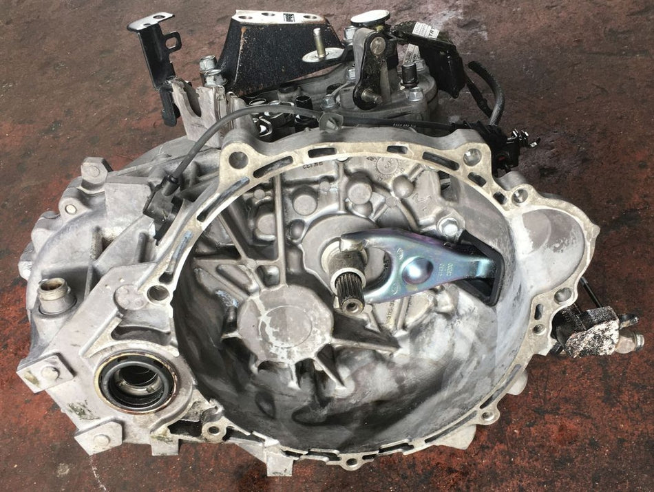 Cambio Manuale 6 Marce Kia Sportage 2011 1.7 D4FD 85kW WBJ6 K M56CF3-1