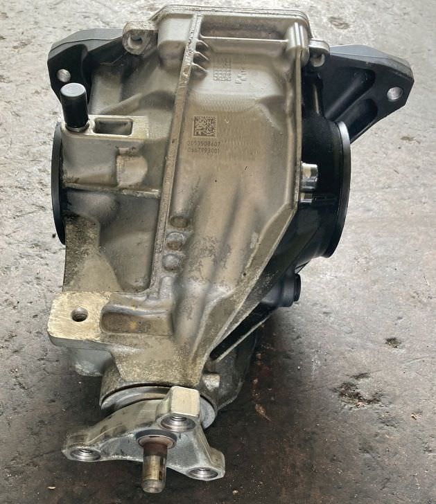 Differenziale Posteriore Mercedes W205 SW S205 1.6 C180d 85kw 115cv R9M 2016 A2053510005 A2053510008