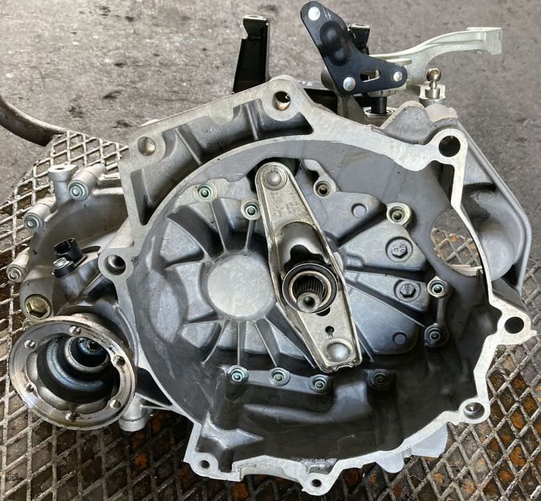 Cambio Manuale 5 Marce VW Polo 9N 1.4 55kW 75Cv BBY 2003 GKT