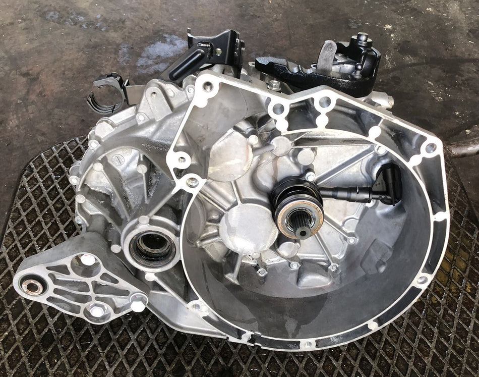 Cambio Manuale 6 Marce Mazda 3 BL 1.6 85kw 115cv Y6 2011 AV6R7002GF
