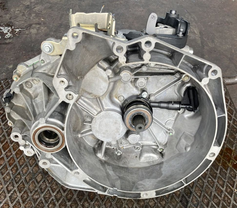 Cambio Manuale 6 Marce Ford Focus III SW 1.6 TDCi 77kW 105Cv NGDA 2014 CV6R7002GC
