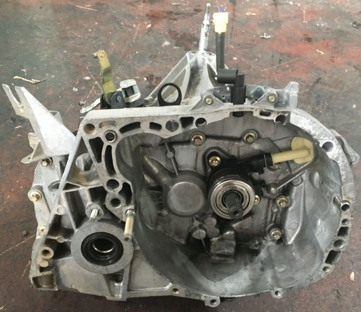 Cambio Manuale 5 Marce Renault Scenic II 1.6 16V 83kw 113cv K4MT7 2004 JR5104