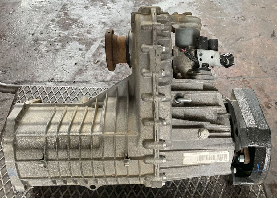 Ripartitore Cambio 4x4 VW Touareg 2.5 TDI 128kw 174cv BPE 2006 JWF 0AD341011A