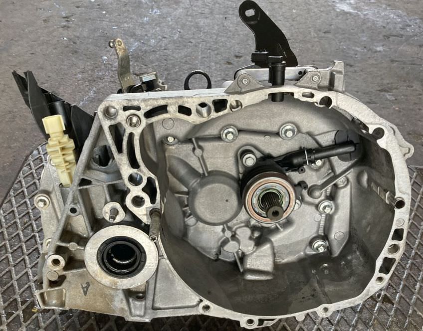 Cambio Manuale 5 Marce Dacia Duster 1.6 K4M H6 77kW 105Cv 2012 JR5 316