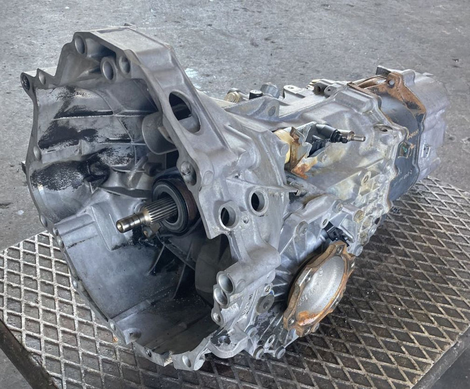 Cambio Manuale 6 Marce VW Passat 3B 1.9 85kw 115Cv ATJ 2000 EYZ 01E301103K-L