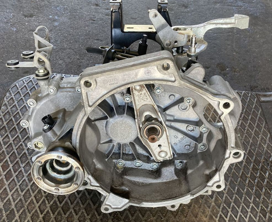 Cambio Manuale 5 Marce VW Polo 9N3 1.4 TDI 51kw 69cv BNM 2006 HCS 02T301103K