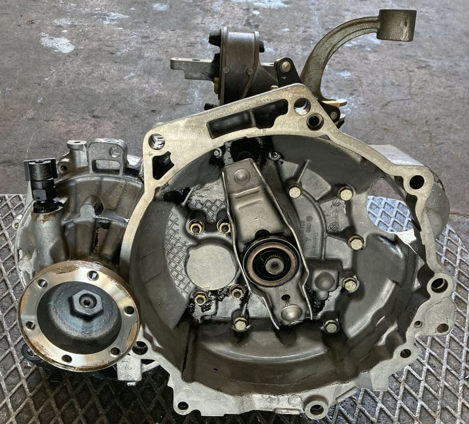 Cambio Manuale 5 Marce Audi A2 1.4 TDI 55kW 75Cv AMF 2003 EXB