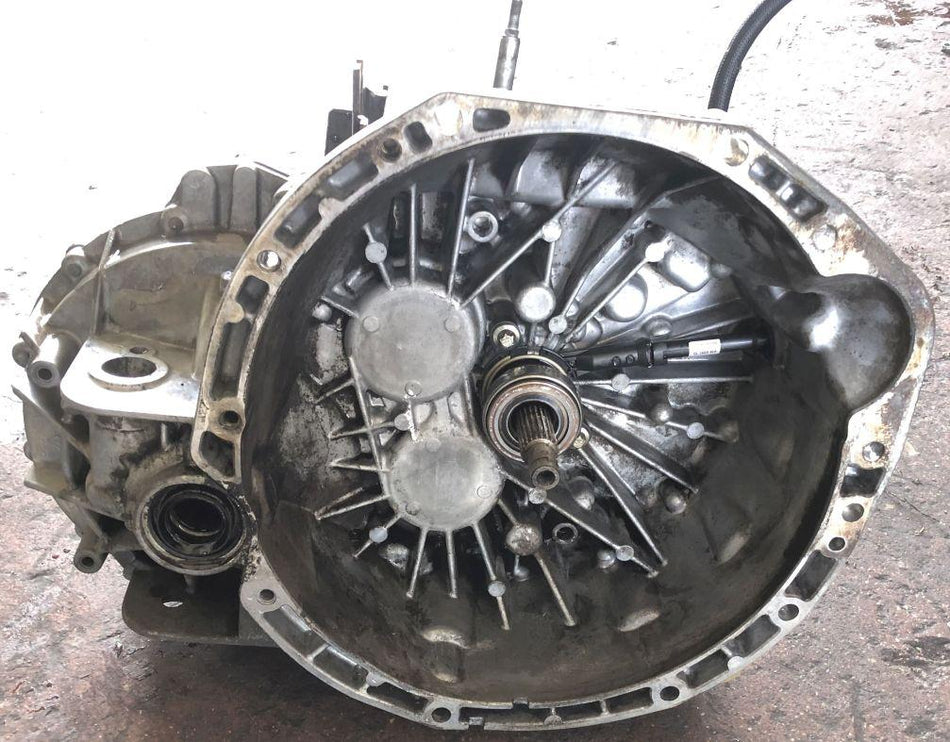 Cambio Manuale 6 Marce Opel Vivaro 2.0 84kW M9R E7 2009 PF6 010