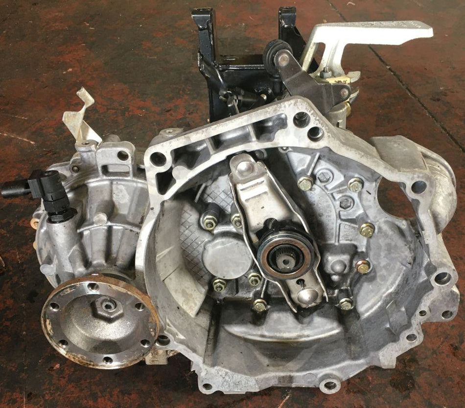 Cambio Manuale 5 Marce VW Polo 9N 1.4 TDI 55kw 75cv AMF 2005 GGV