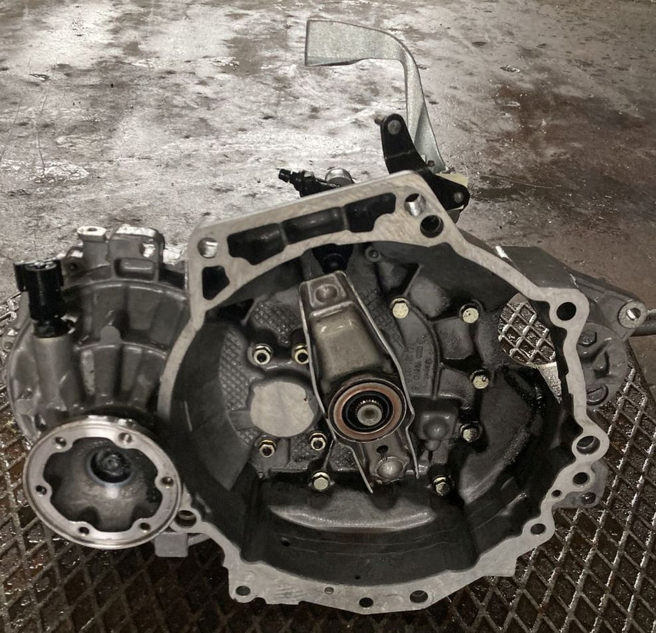 Cambio Manuale 5 Marce VW New Beetle 1.9 74kW ATD 101cv 2002 EGS