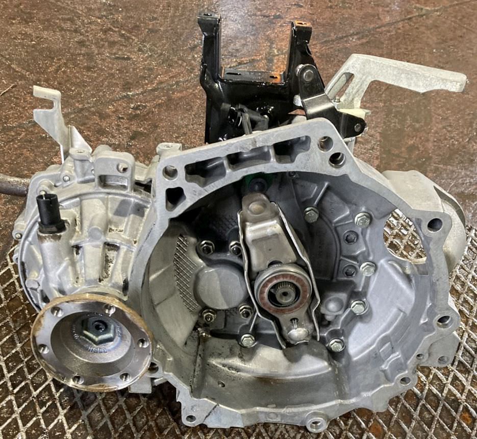Cambio Manuale 5 Marce VW Polo 9N3 1.4 TDI 59kw 80cv BNV 2005 GGV