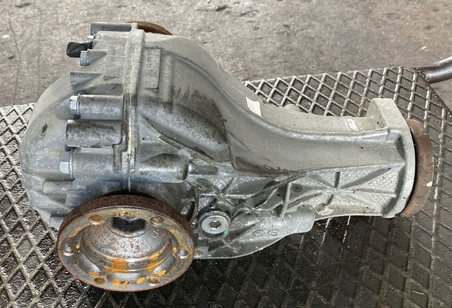 Differenziale Posteriore Audi A5 Coupè 3.0 TDI 180kw 245cv CDU 2012 PHH 0AR525053E