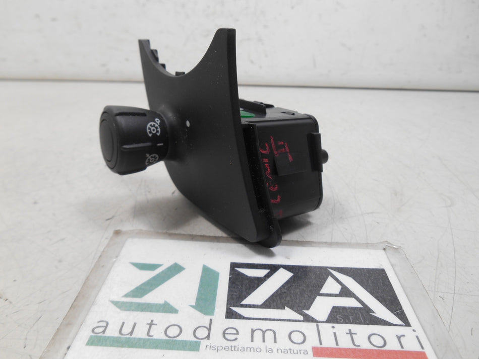 Devio Cruise Control Leva Sinistra Renault Scenic II 2007 8200206738