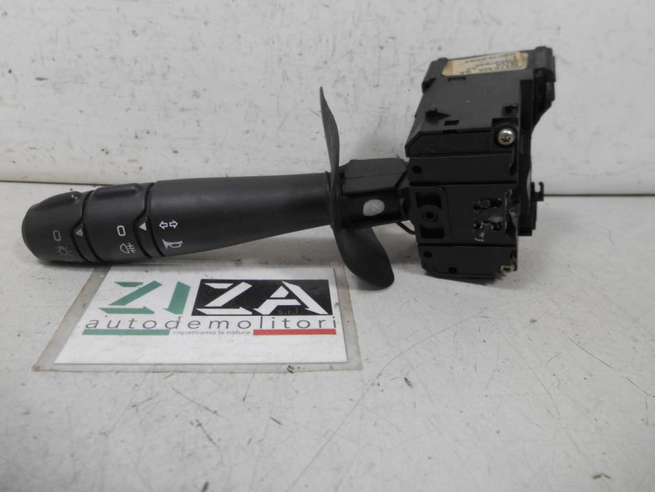 Devio Luci Leva Sinistra Dacia Sandero 2010 8200792584