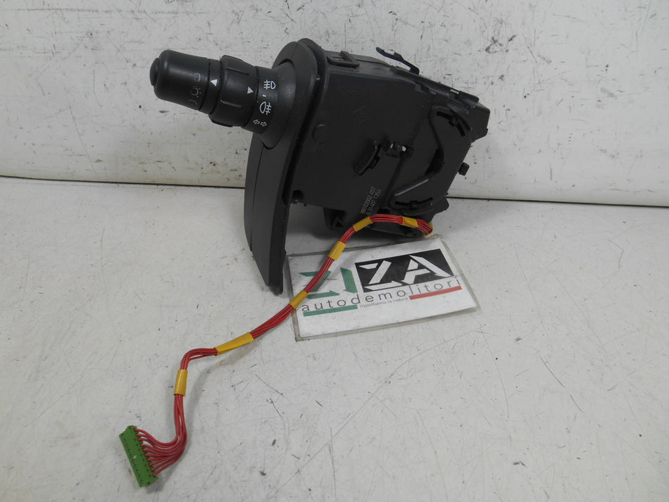 Devio Luci Leva Sinistra Renault Clio III 2007 88102002