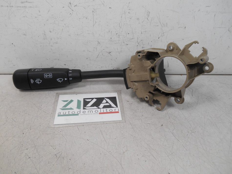 Devio Luci Tergicristalli Leva Sinistra Mercedes W203 C220 2001 2035450010 Q03