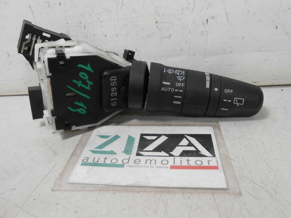 Devio Tergicristalli Leva Destra Nissan Note 2006 6128SD