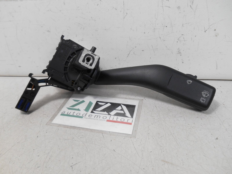 Devio Tergicristalli Leva Destra Audi A3 2007 1K0953519