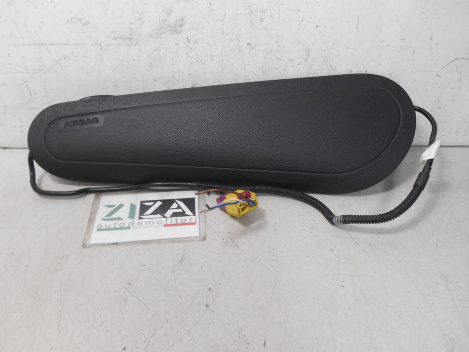 Airbag Laterale Sedile Destro Audi A2 2002 8Z0880242 Nero