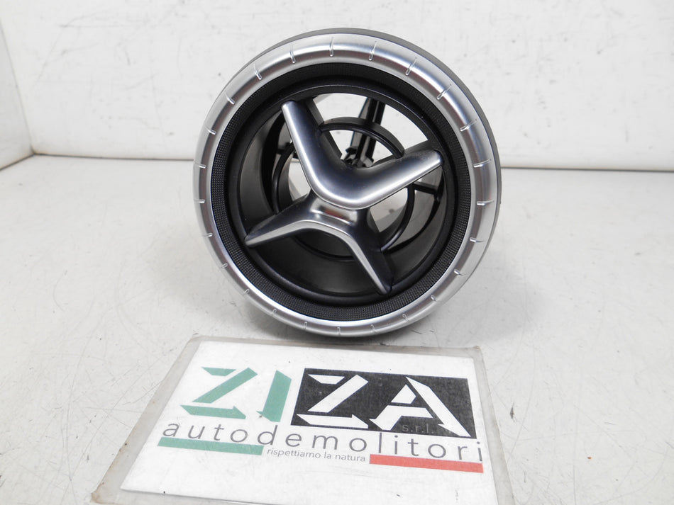 Bocchetta Aria Interna Mercedes W117 CLA 2017 Y09353