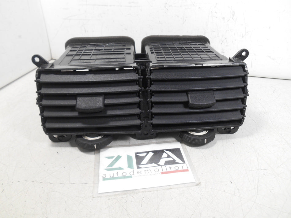Bocchetta Aria Centrale Kia Sportage KM 2006 KM84810A 80335148