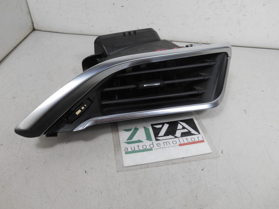 Bocchetta Aria Esterna Destra Peugeot 2008 2014 9673131677
